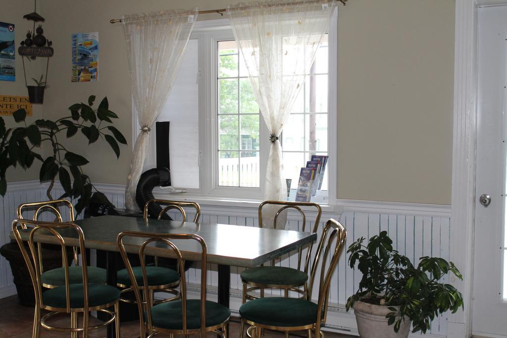 Auberge Chez Caro Sacre-Coeur Экстерьер фото
